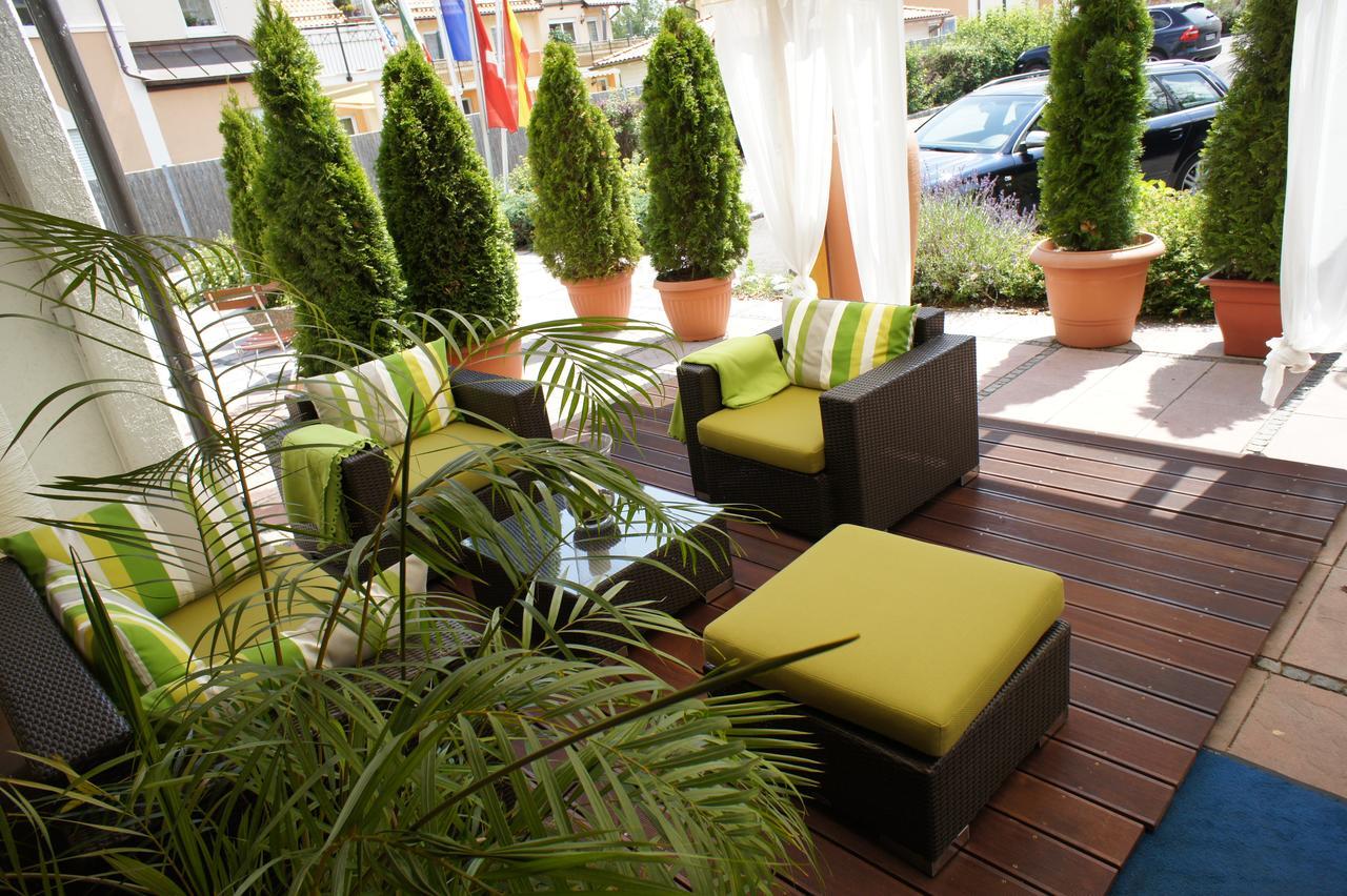 Hotel Am Krone Park Olching Exterior photo